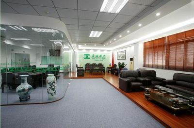 “盒”你心意 智造彩盒論壇暨文洪機長培訓學校啟動大會聚焦鋼木家具新未來